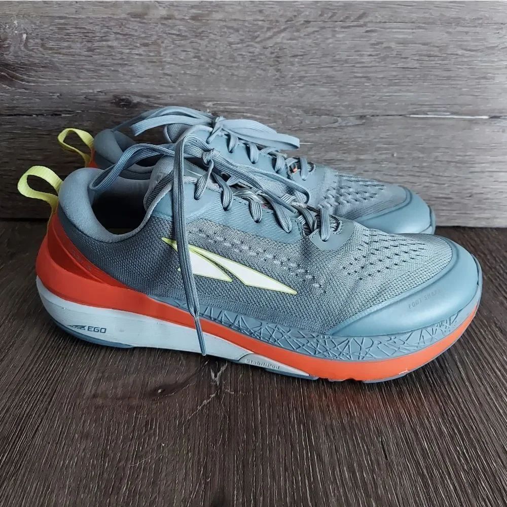 Altra Footwear Women'sโParadigm 5 Running Shoes - Gray/Coral sz 10.5